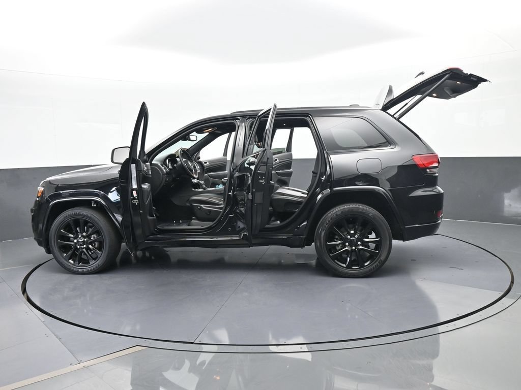 Used 2020 Jeep Grand Cherokee Altitude RWD image 74