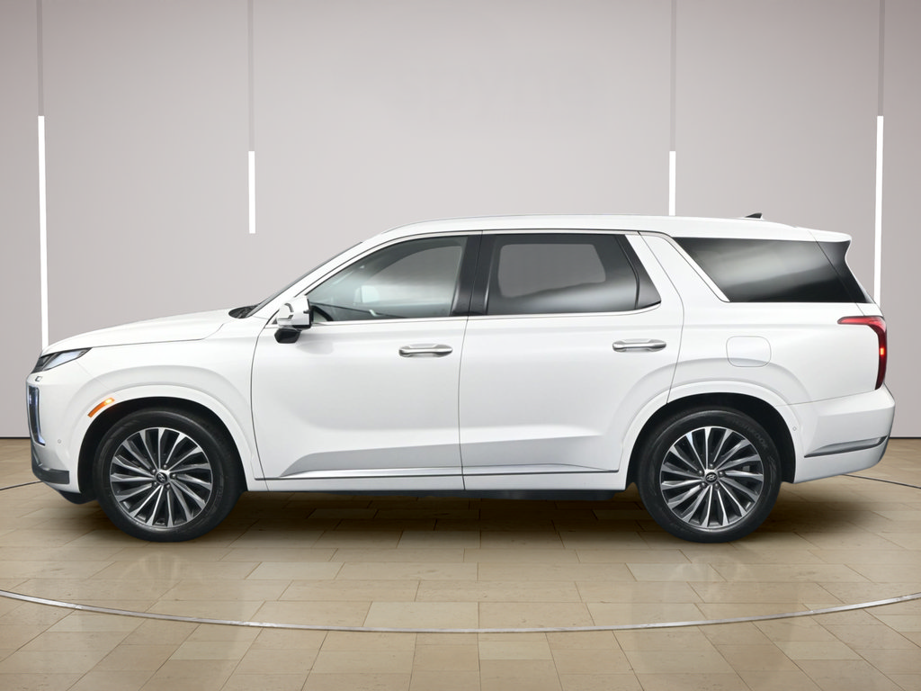 Used 2023 Hyundai Palisade Calligraphy AWD/4WD image 2