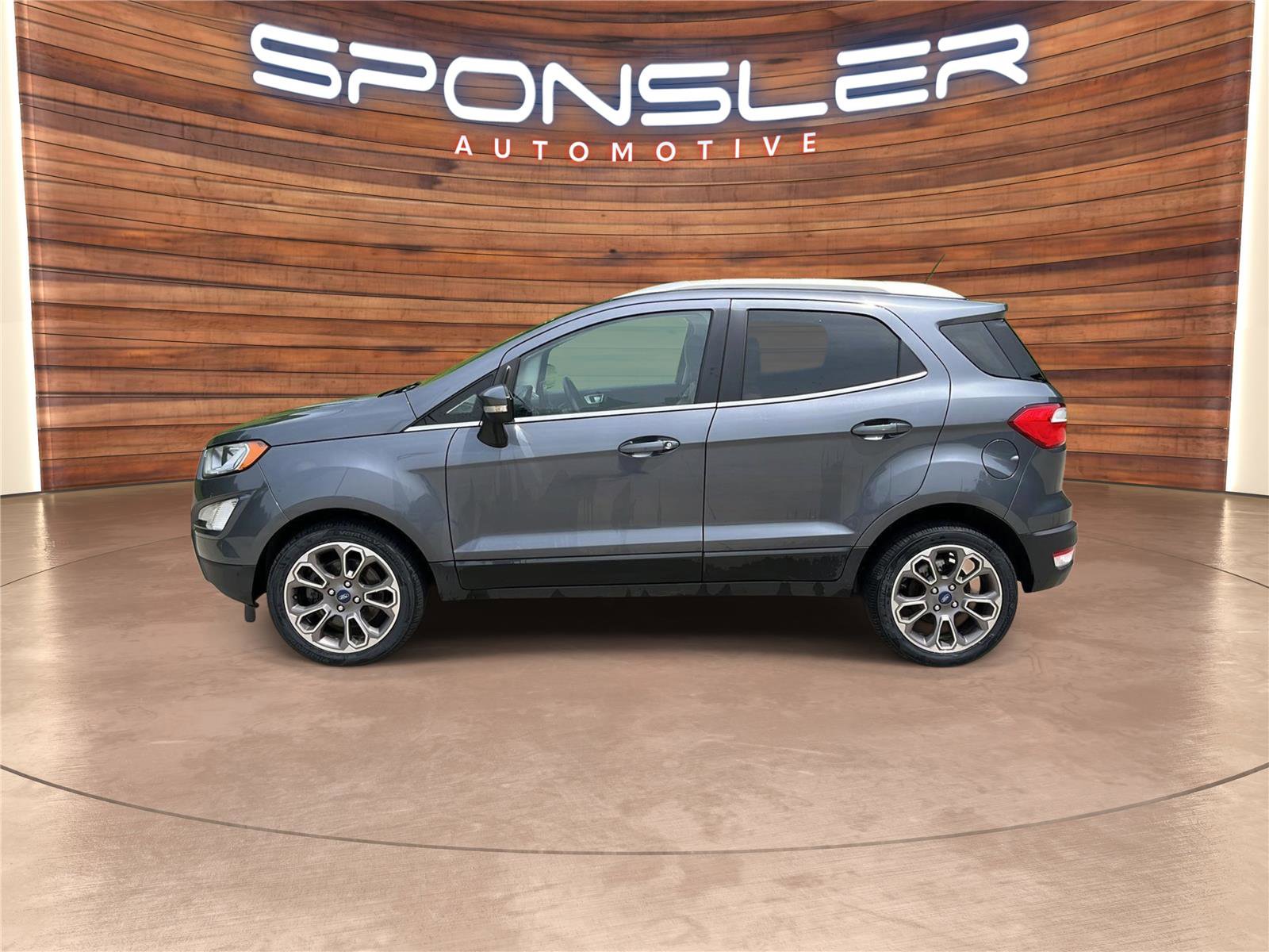 Used 2021 Ford EcoSport Titanium FWD image 2