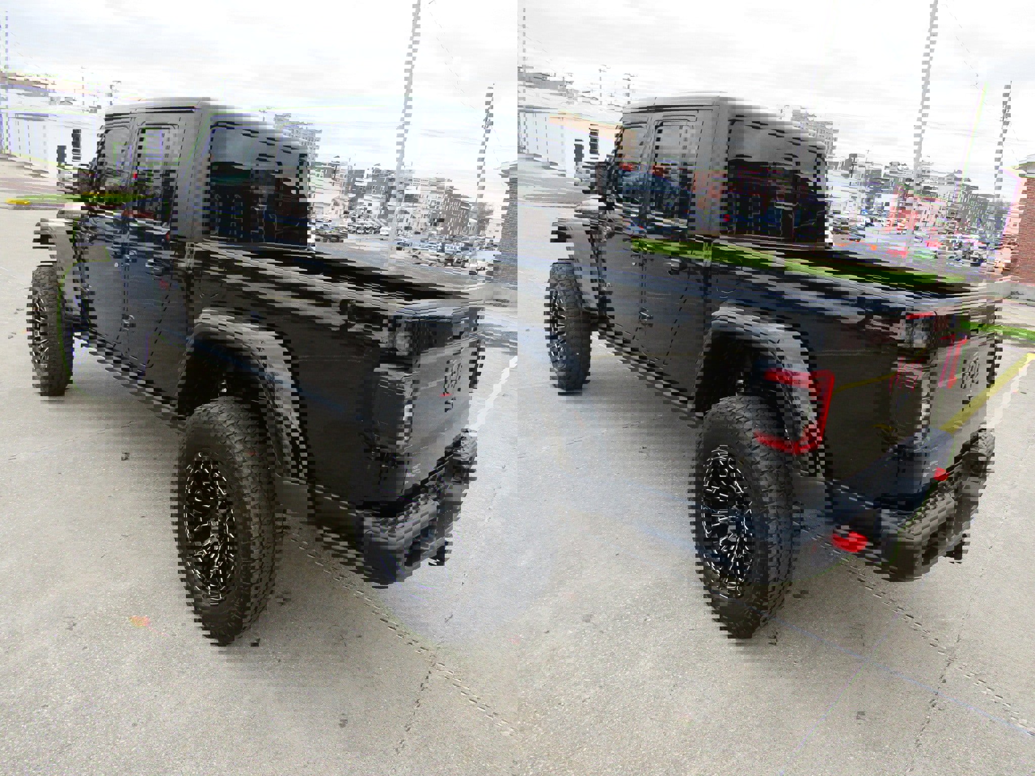 Used 2020 Jeep Gladiator Rubicon image 5