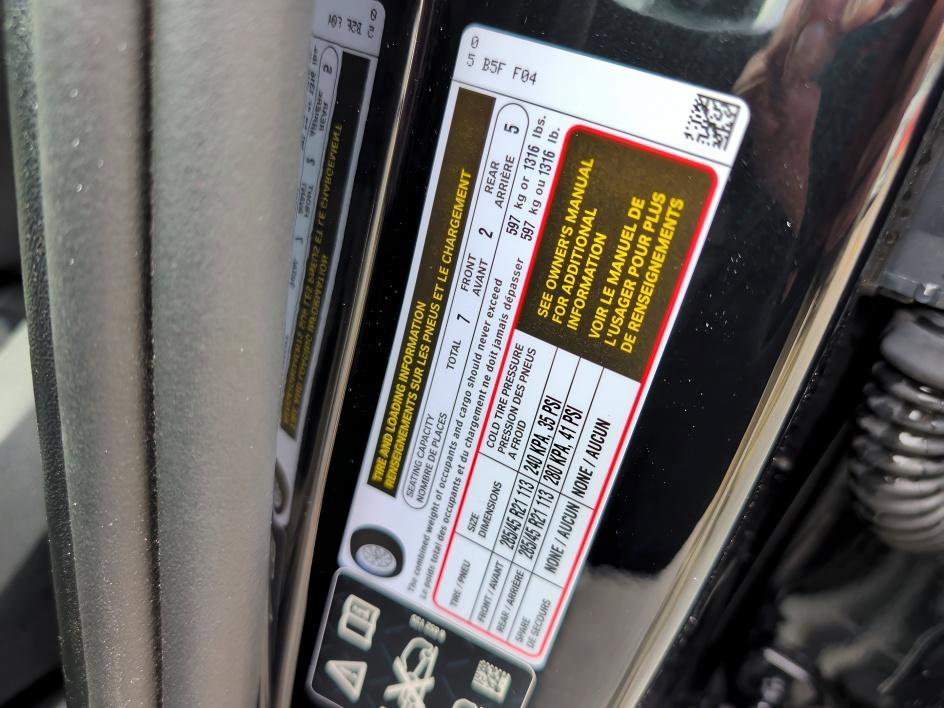 Used 2025 BMW X7 xDrive40i w/ Premium Package image 31