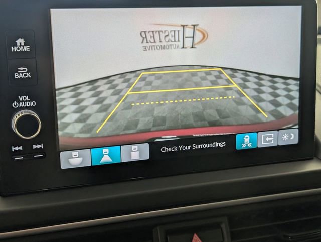 Used 2025 Honda Pilot Touring image 22