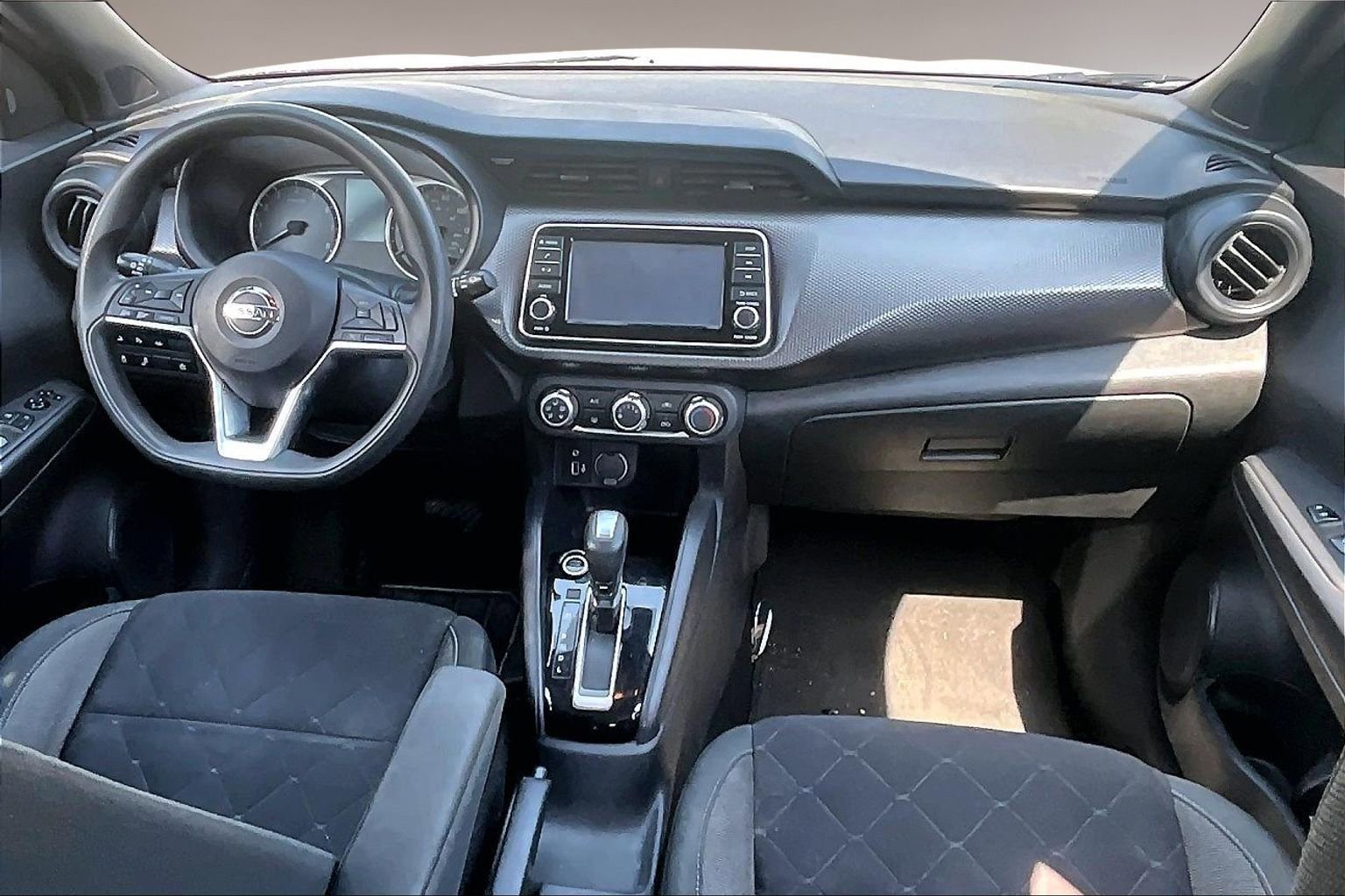 Used 2020 Nissan Kicks S image 7