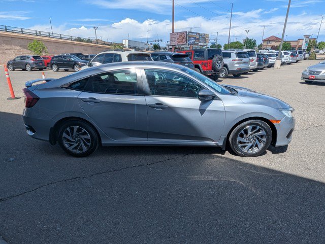 Used 2018 Honda Civic EX image 6