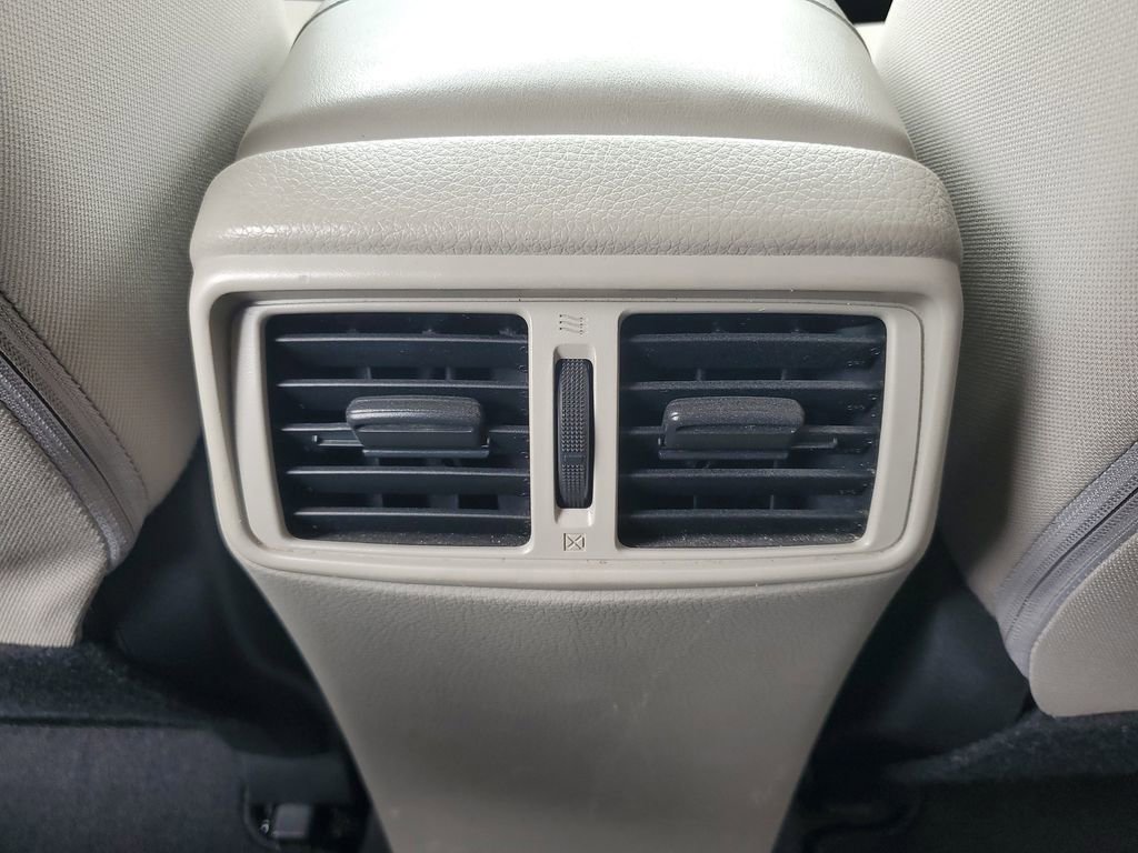 Used 2020 Nissan Rogue Sport SV image 13