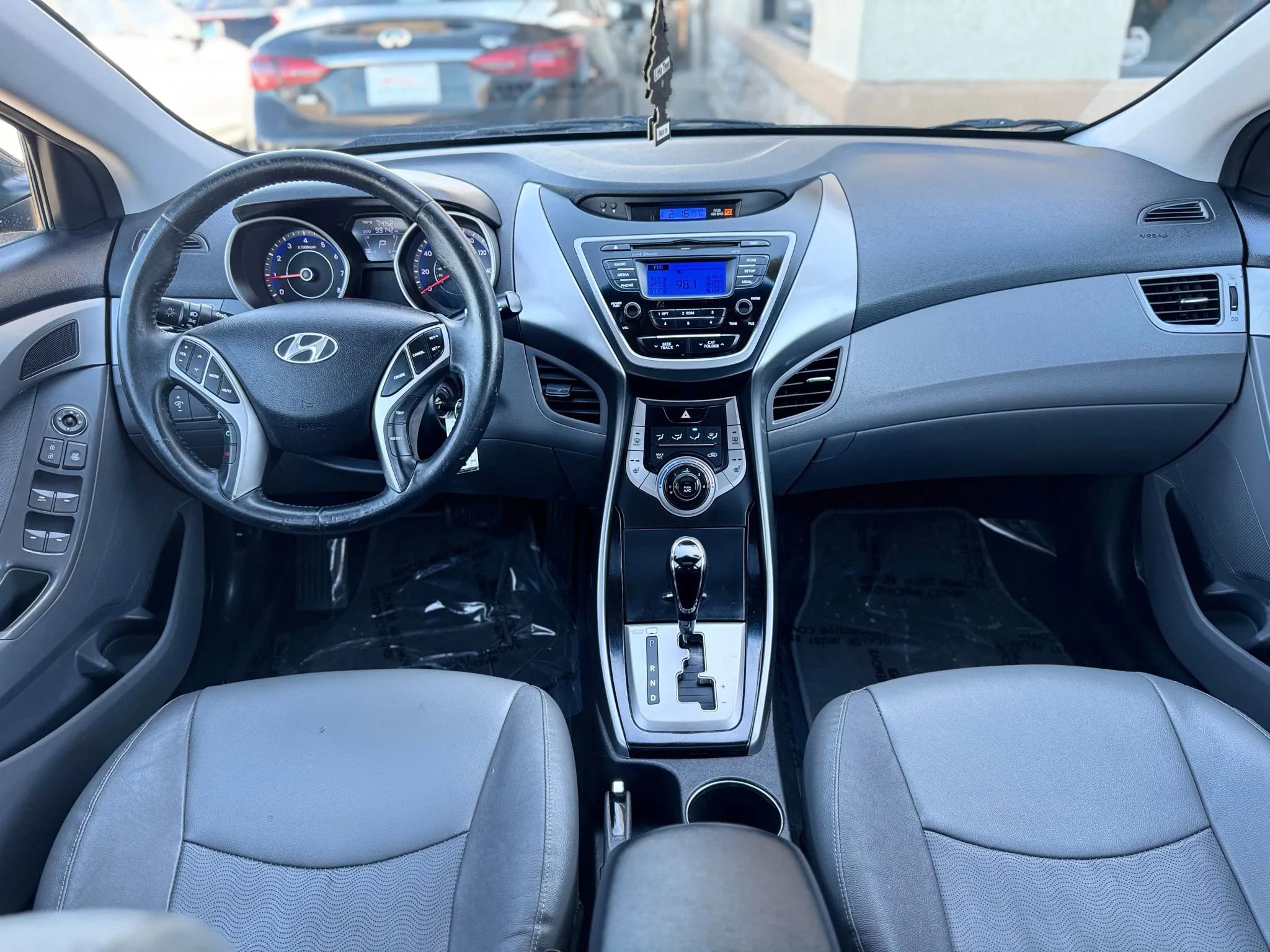 Used 2013 Hyundai Elantra Limited image 38