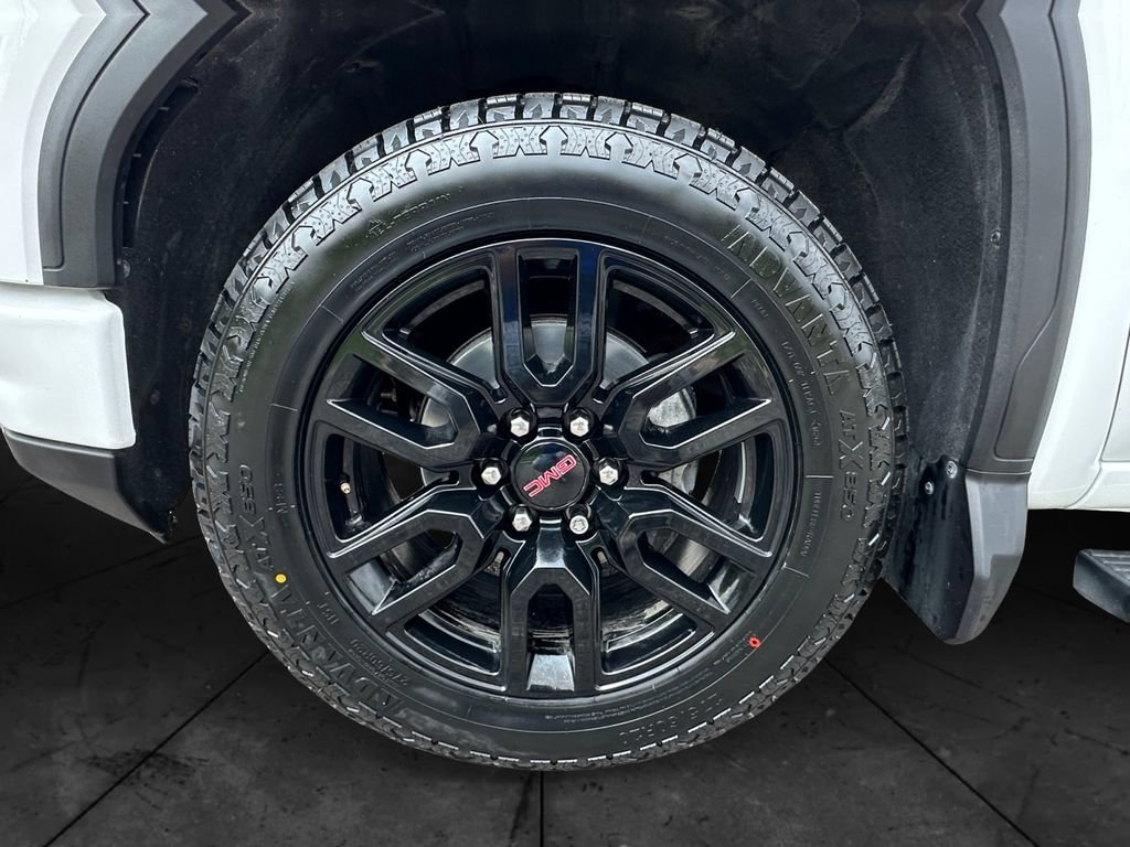 Used 2024 GMC Sierra 1500 Pro w/ Graphite Edition AWD/4WD image 14