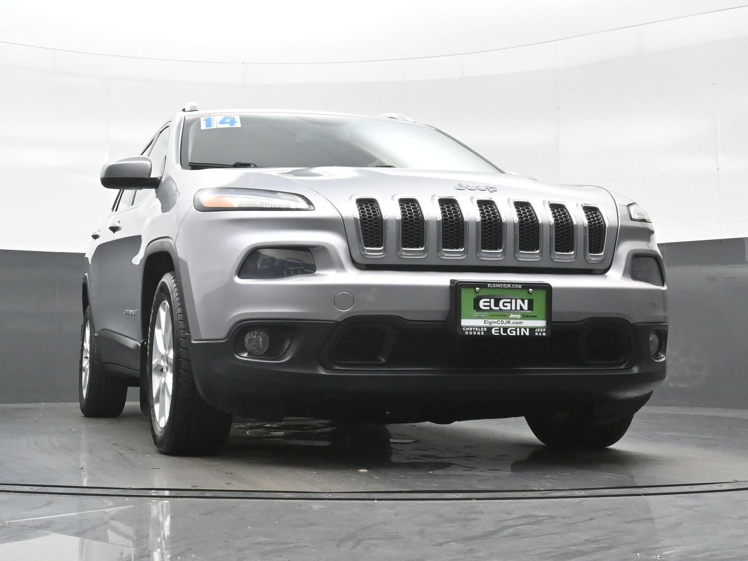 Used 2014 Jeep Cherokee Latitude w/ Trailer Tow Group FWD image 31