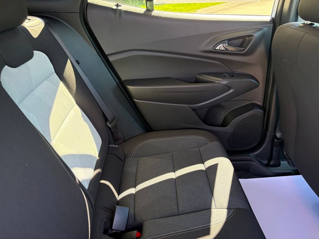 New 2026 Chevrolet Trax RS w/ Driver Confidence Package FWD image 33
