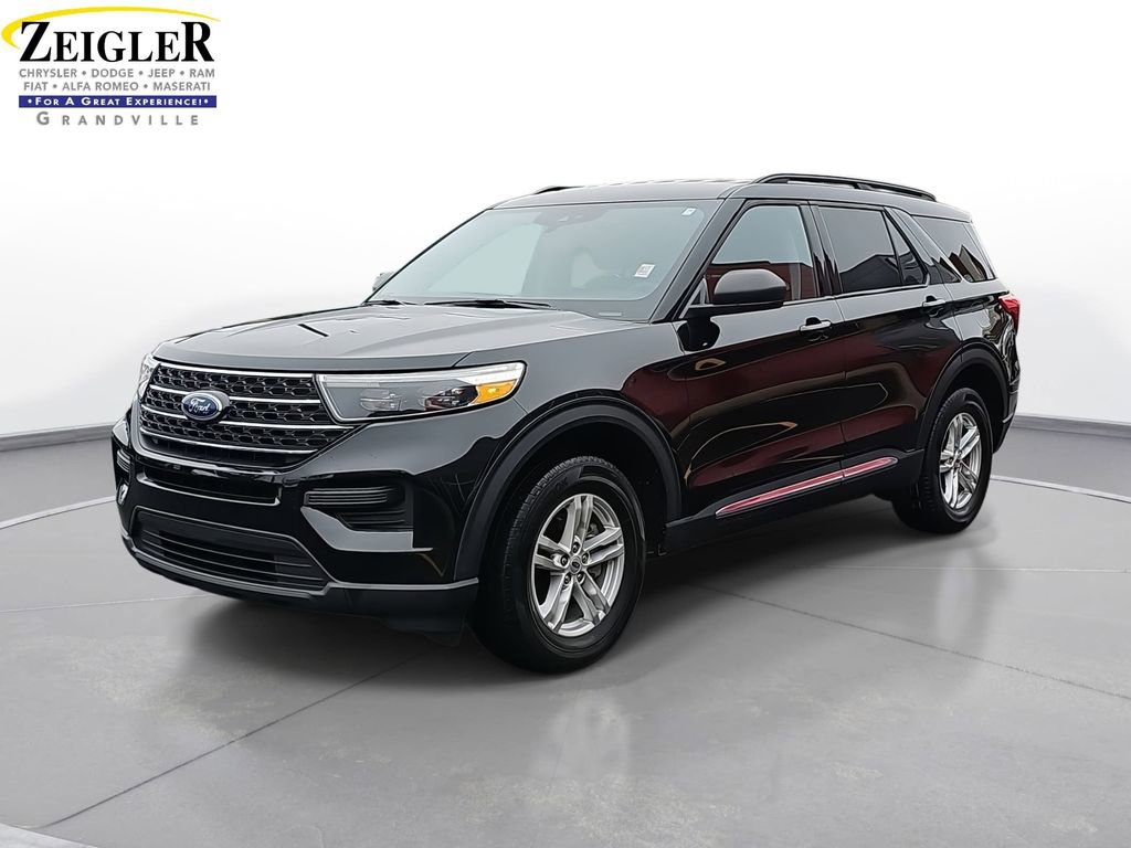 Used 2022 Ford Explorer XLT w/ Class IV Trailer Tow Package image 1