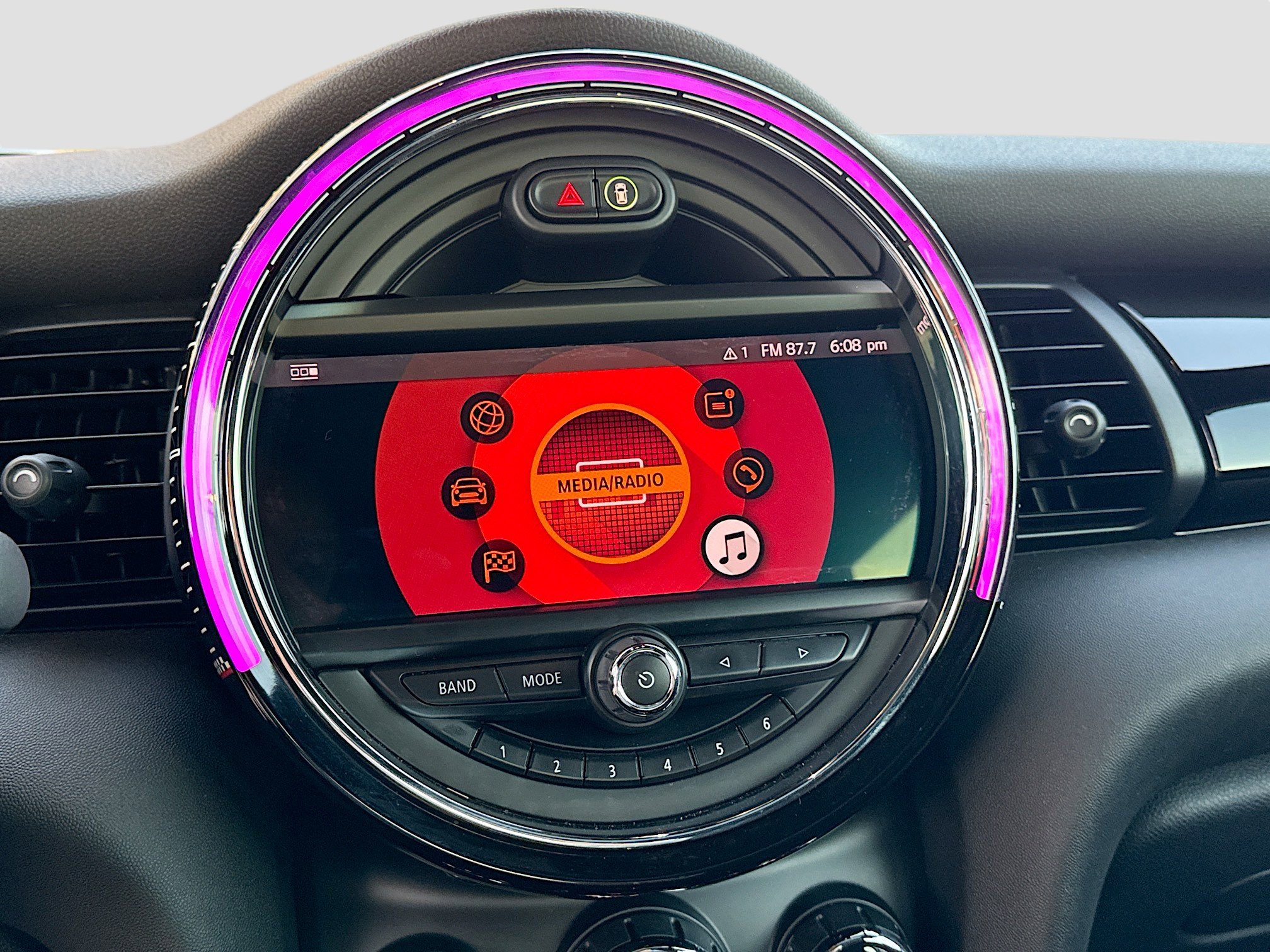 Used 2019 MINI Cooper John Cooper Works w/ Signature Upholstery Package image 28