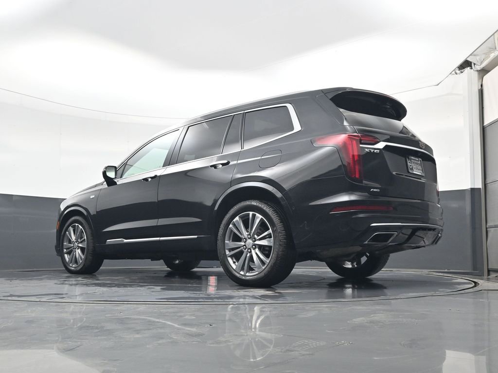 Used 2022 Cadillac XT6 Premium Luxury w/ Technology Package image 22