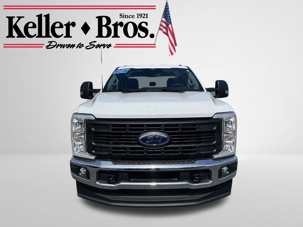 New 2026 Ford F350 XL image 2