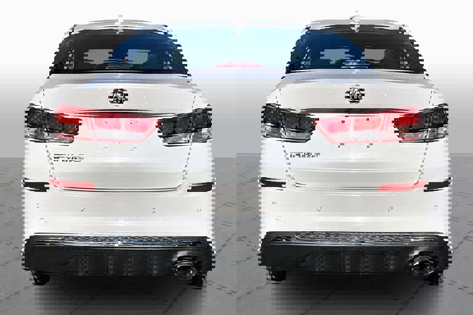 Used 2019 Kia Optima LX image 4