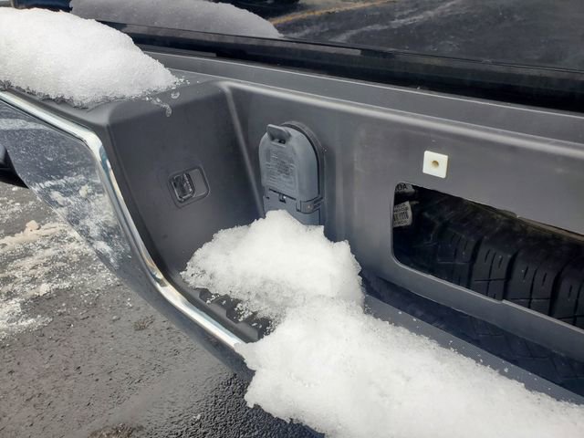 Used 2018 Chevrolet Silverado 1500 LT w/ All Star Edition image 10