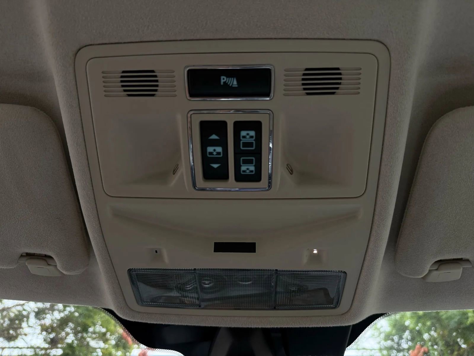 Used 2014 Jaguar XJ L Portfolio image 40