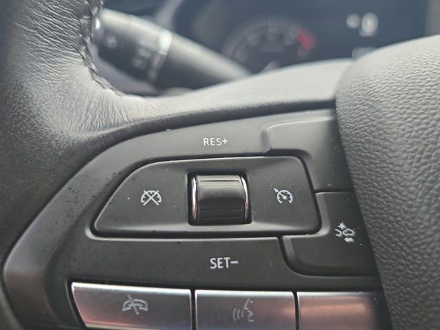 Used 2022 Cadillac XT4 Premium Luxury w/ Driver Awareness Package FWD image 30