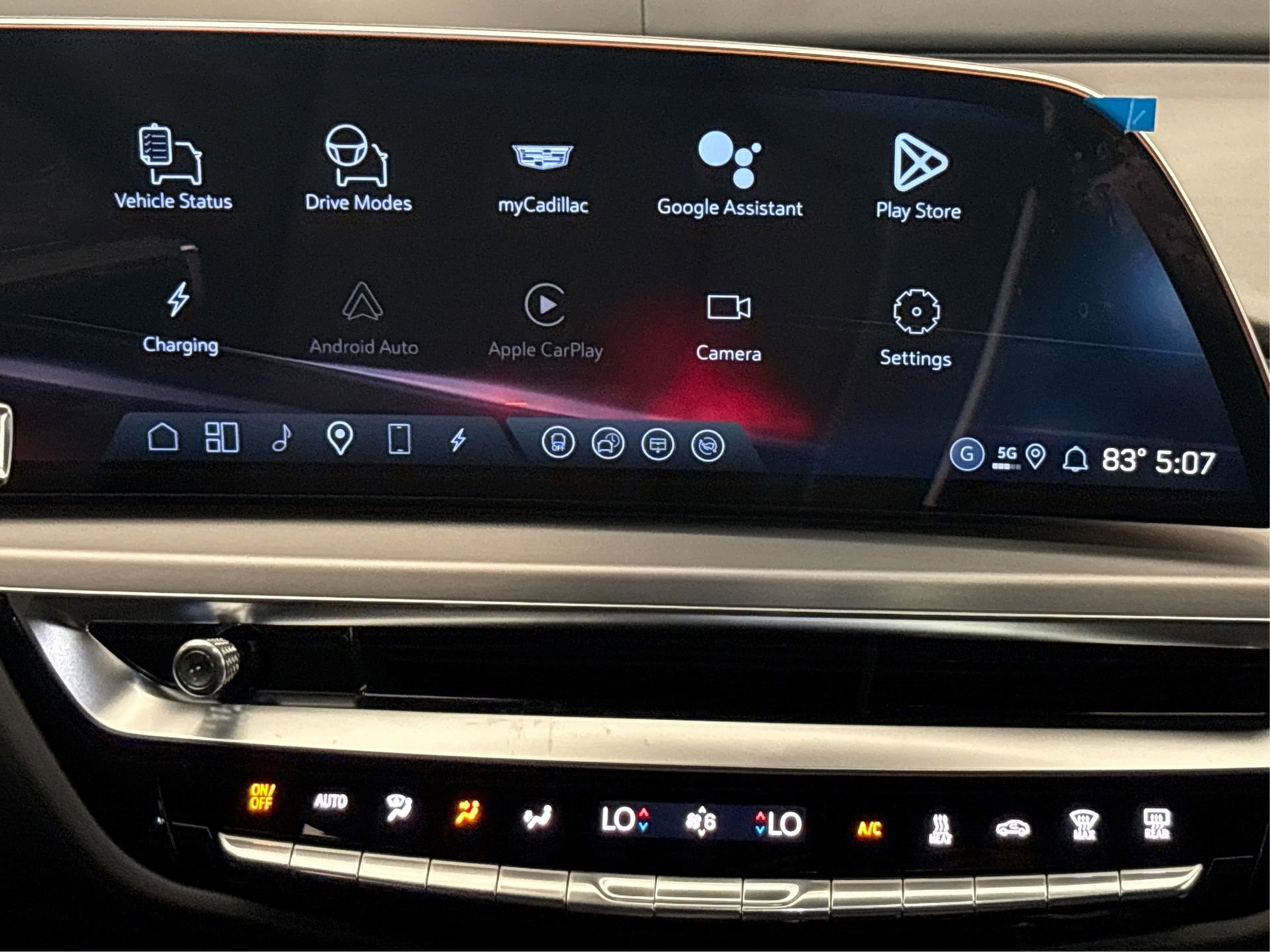 New 2026 Cadillac Lyriq V image 16