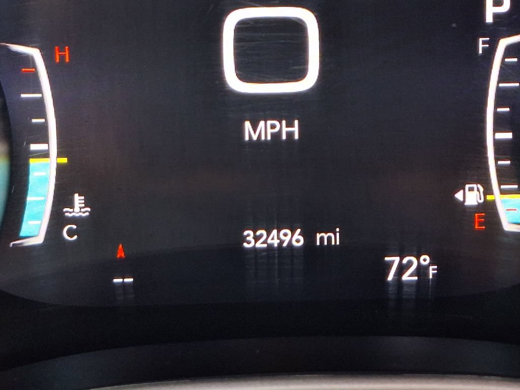 Used 2022 Chrysler Pacifica Touring-L FWD image 19