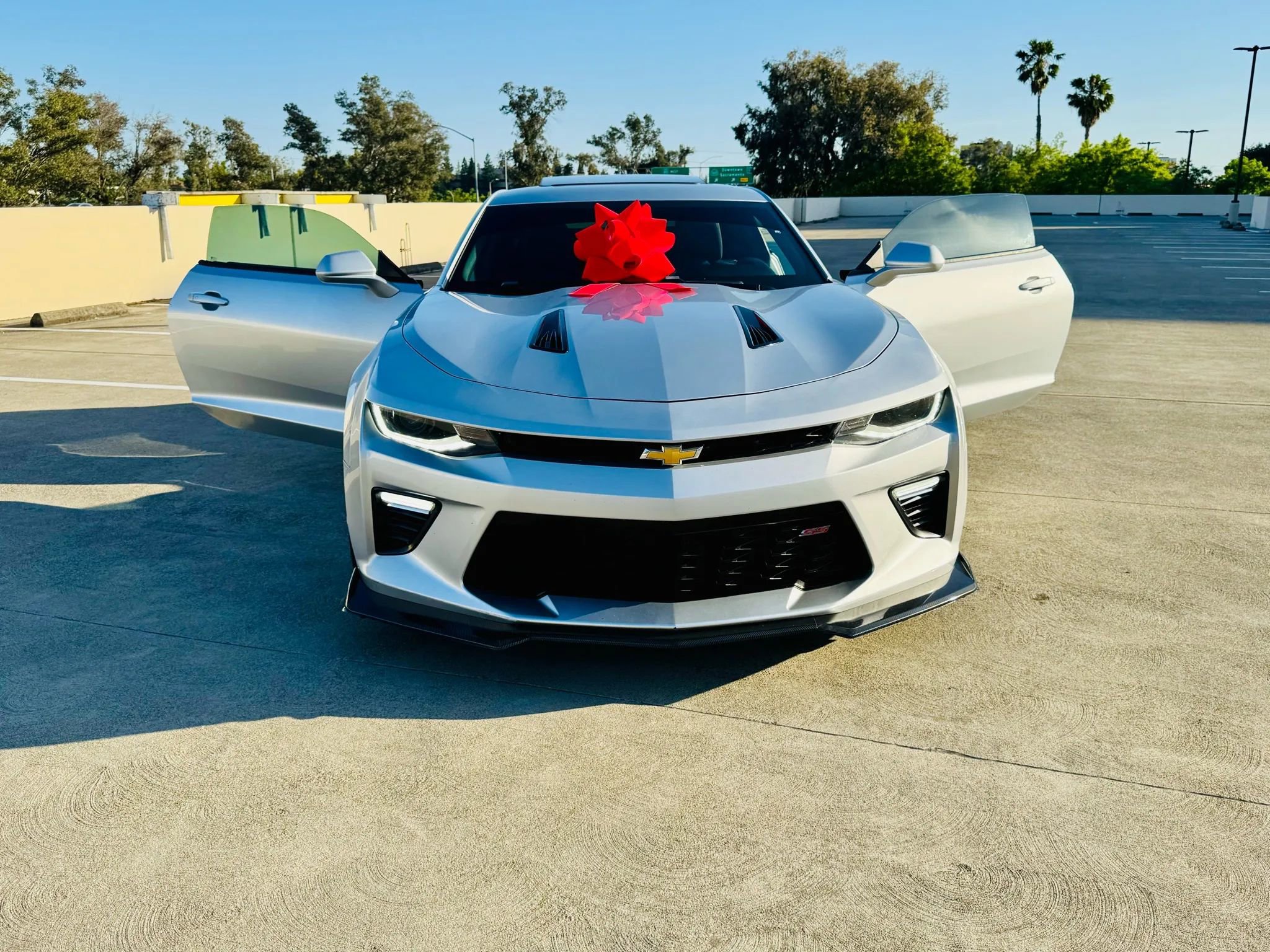 Used 2017 Chevrolet Camaro SS image 38