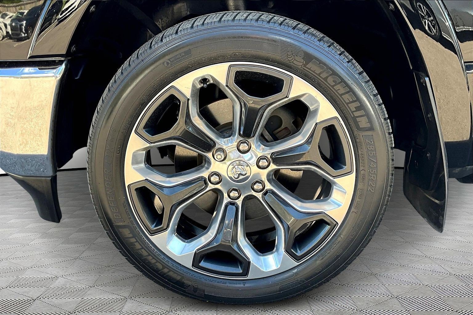 Used 2019 RAM 1500 Limited image 35