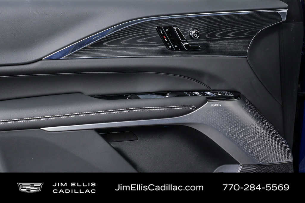 Certified 2024 Cadillac Lyriq Sport image 6