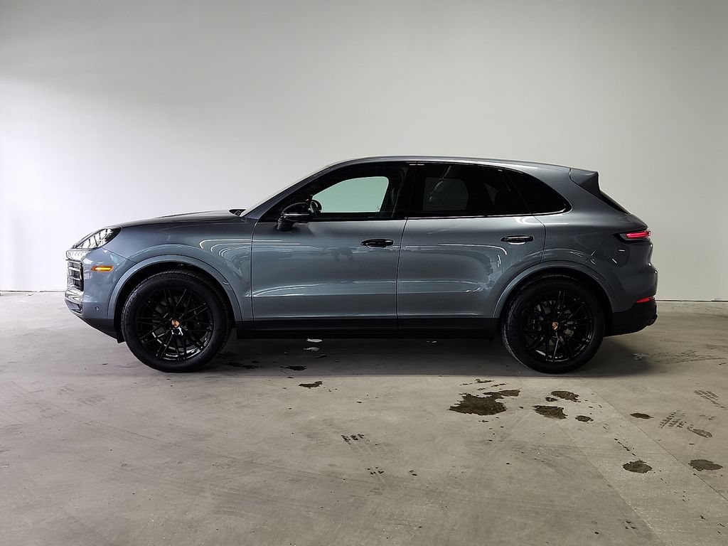 New 2026 Porsche Cayenne AWD/4WD image 2