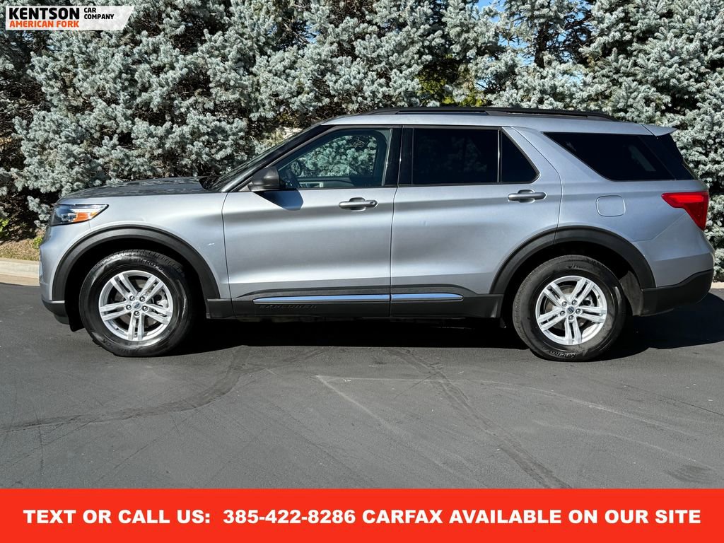 Used 2024 Ford Explorer XLT w/ Equipment Group 202A image 4