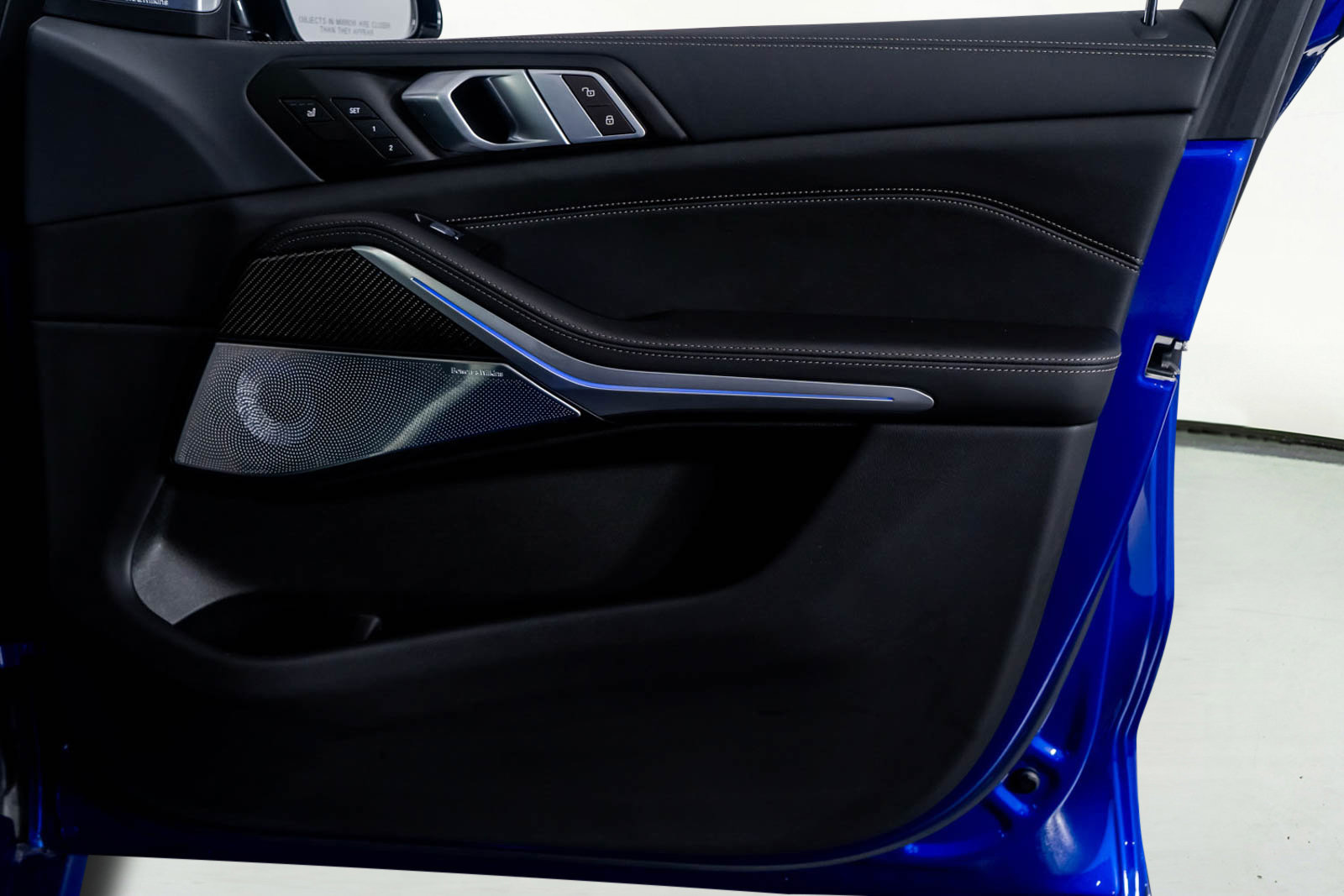 Used 2024 BMW X7 M60i w/ Premium Package image 56