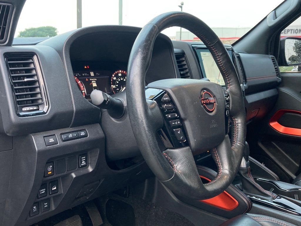 Used 2023 Nissan Frontier PRO-4X w/ Pro-4X Premium Package AWD/4WD image 7