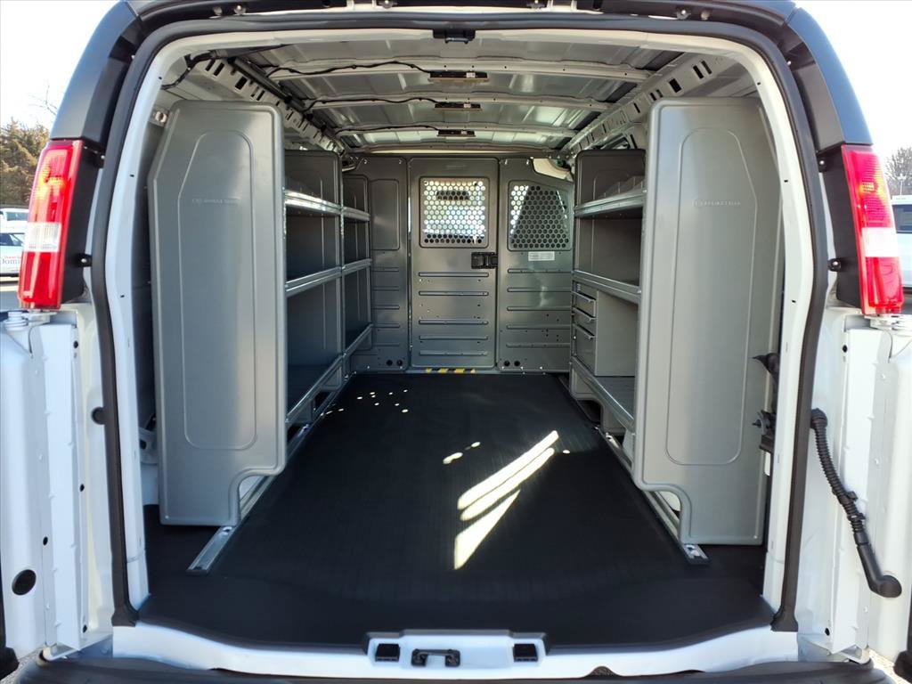 New 2025 Chevrolet Express 2500 w/ Driver Convenience Package RWD image 10