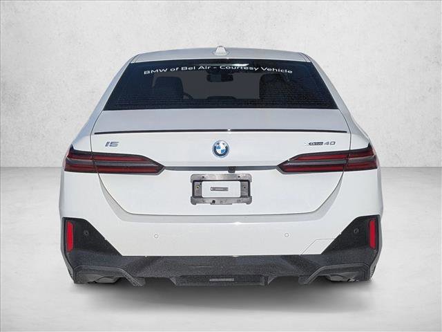 Certified 2025 BMW i5 xDrive40 w/ M Sport Package image 6