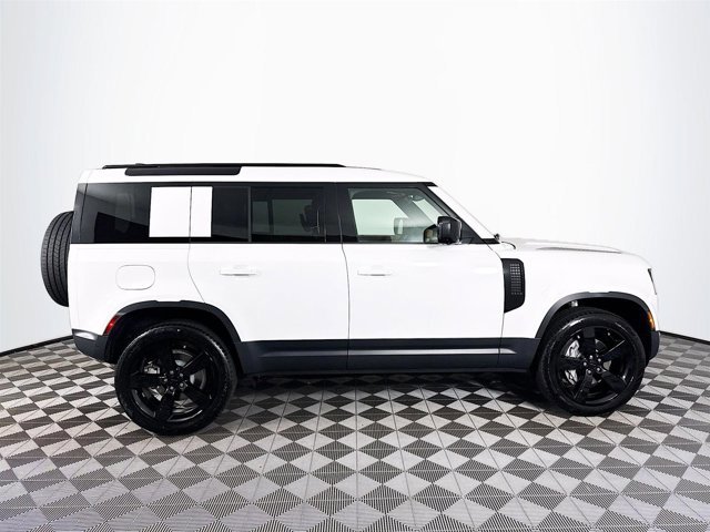 New 2026 Land Rover Defender 110 S image 4