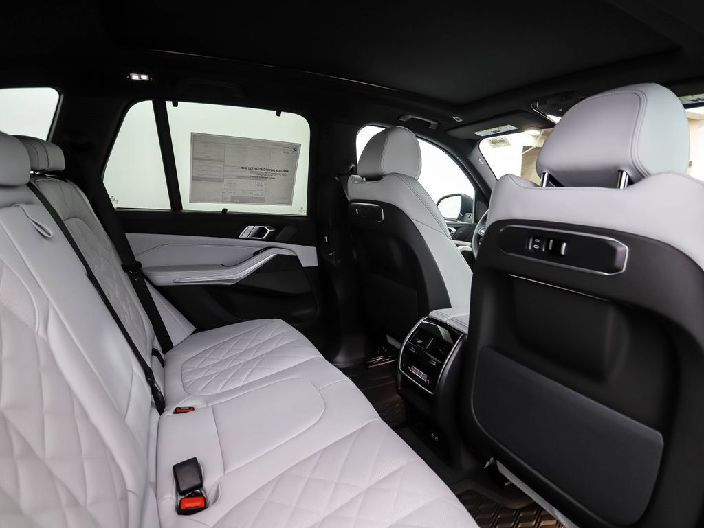 Used 2026 BMW X5 xDrive40i image 26