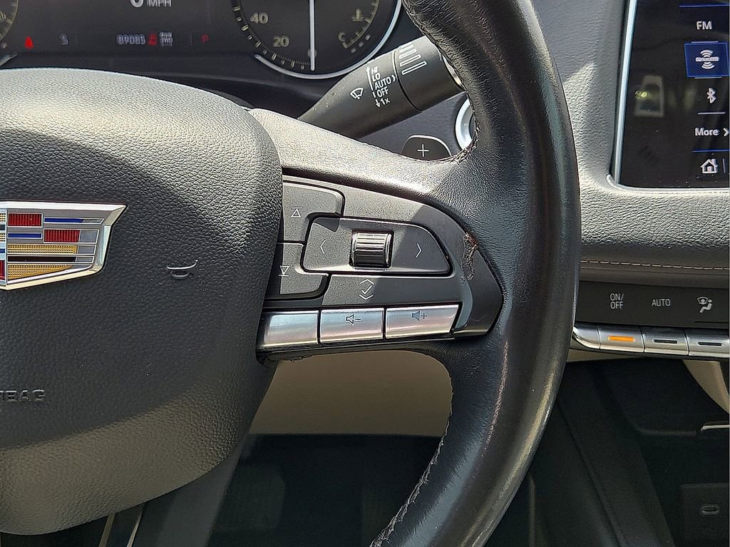 Used 2023 Cadillac XT4 Premium Luxury AWD/4WD image 21