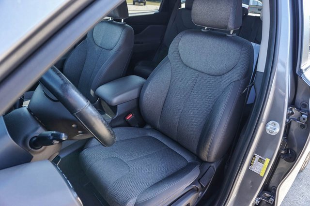 Used 2019 Hyundai Santa Fe SE image 13