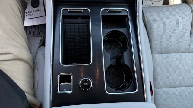 Used 2026 Lincoln Aviator Reserve AWD/4WD image 17