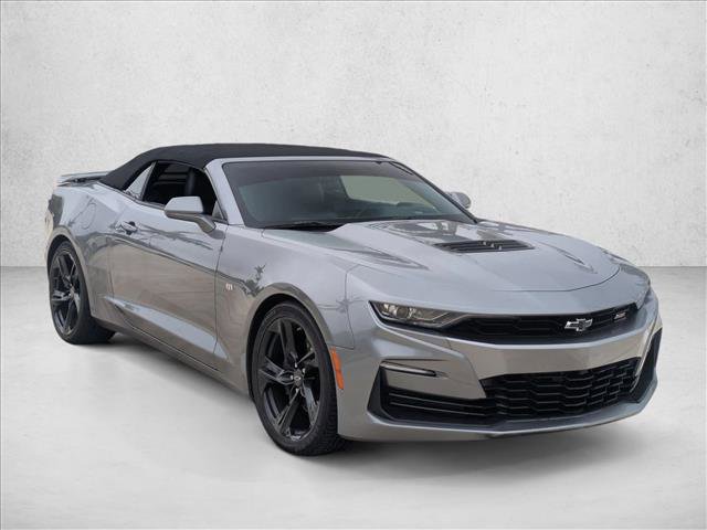Used 2020 Chevrolet Camaro SS RWD image 3