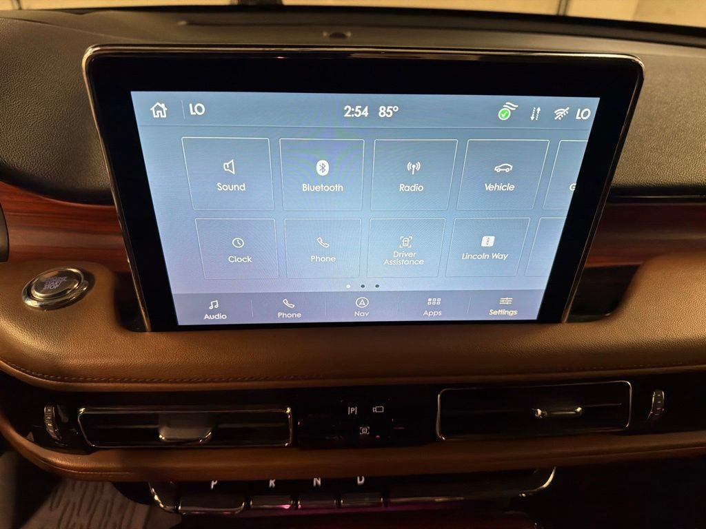 Certified 2023 Lincoln Aviator Reserve w/ Equipment Group 201A AWD/4WD image 9