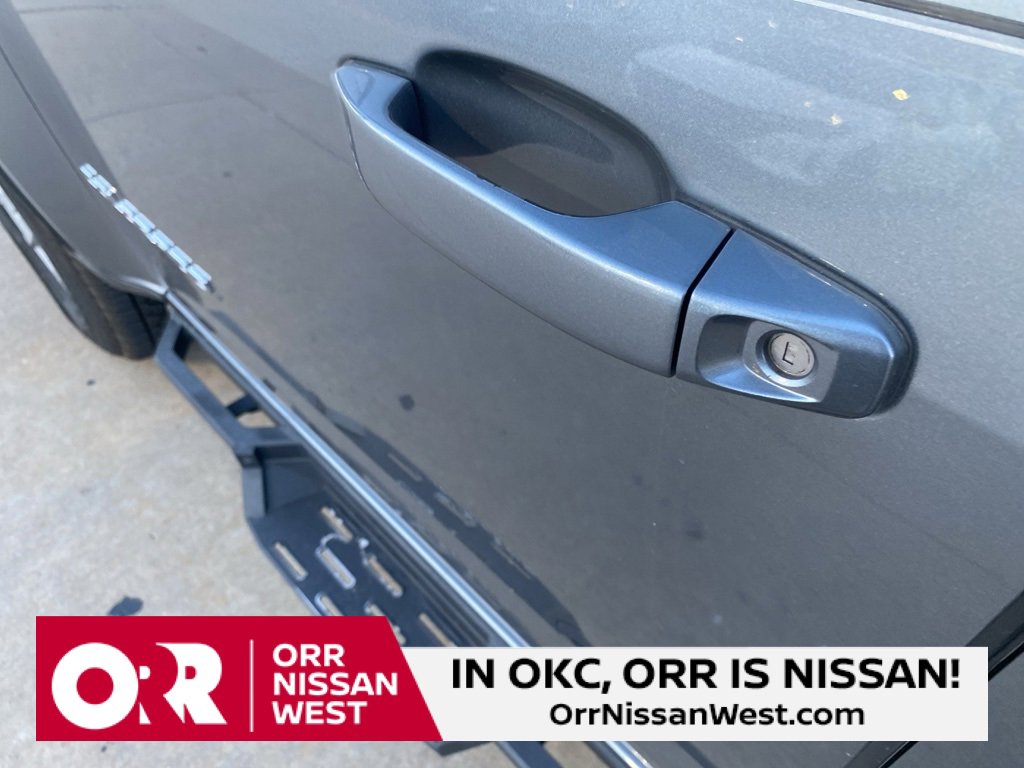 Used 2021 Chevrolet Colorado LT image 13