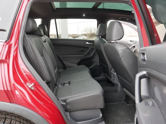 Used 2019 Volkswagen Tiguan SEL R-Line image 19