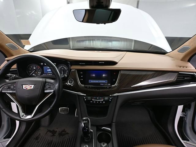 Used 2024 Cadillac XT6 Sport w/ Platinum Package image 28
