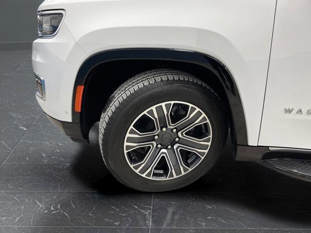 Used 2024 Jeep Wagoneer L 4WD w/ Premium Group I image 40