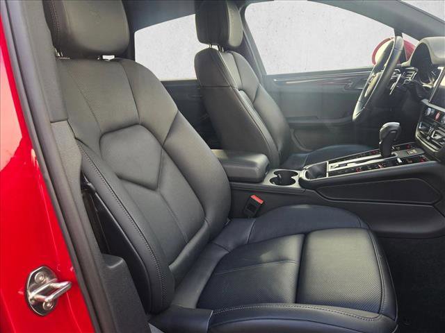 Used 2024 Porsche Macan S image 22