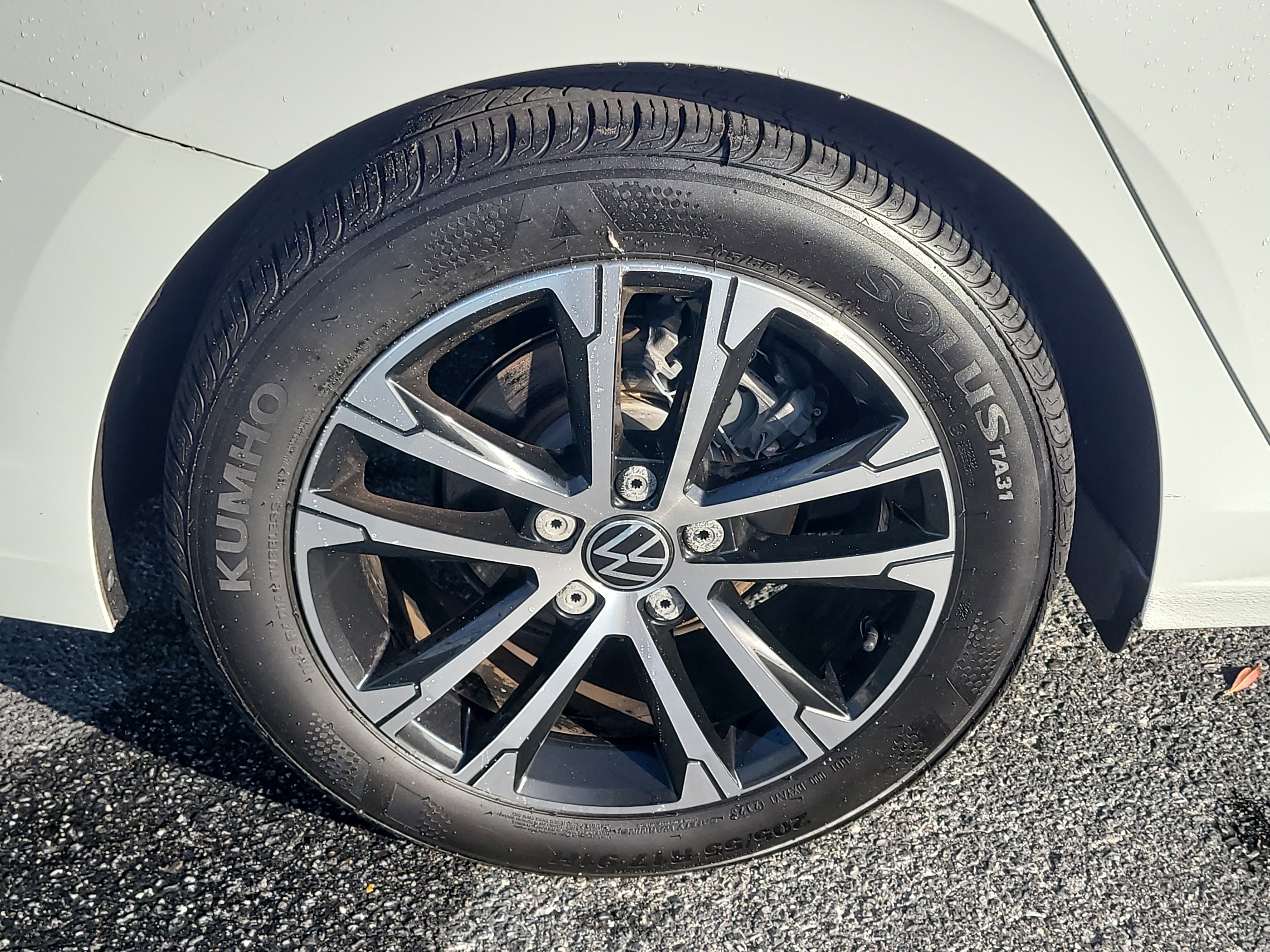 Used 2023 Volkswagen Jetta Sport image 9