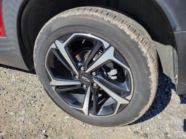 Used 2023 Chevrolet TrailBlazer RS w/ Sun and Liftgate Package FWD image 8
