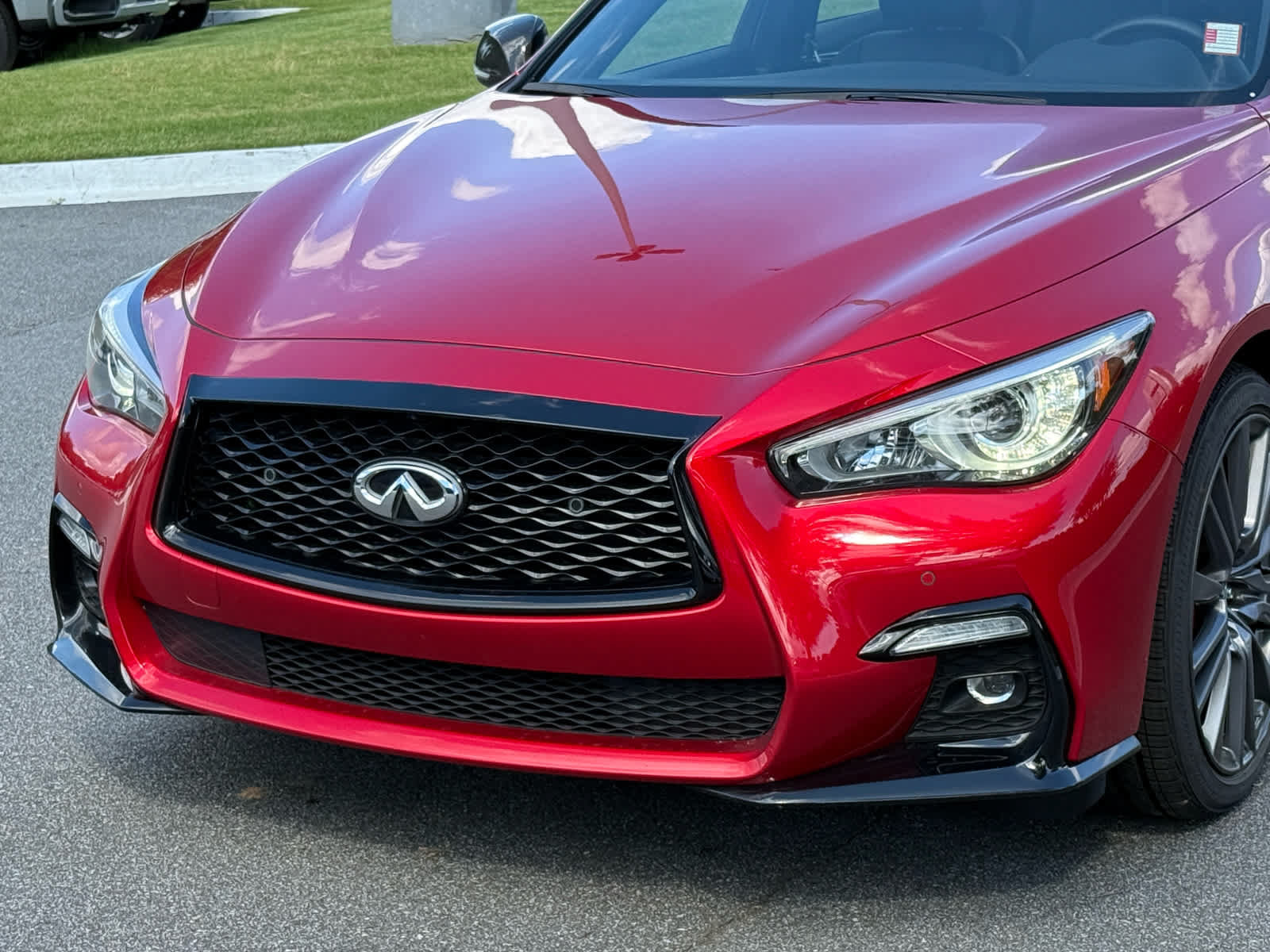 Used 2023 INFINITI Q50 Red Sport 400 w/ Carbon Fiber Package AWD/4WD image 9