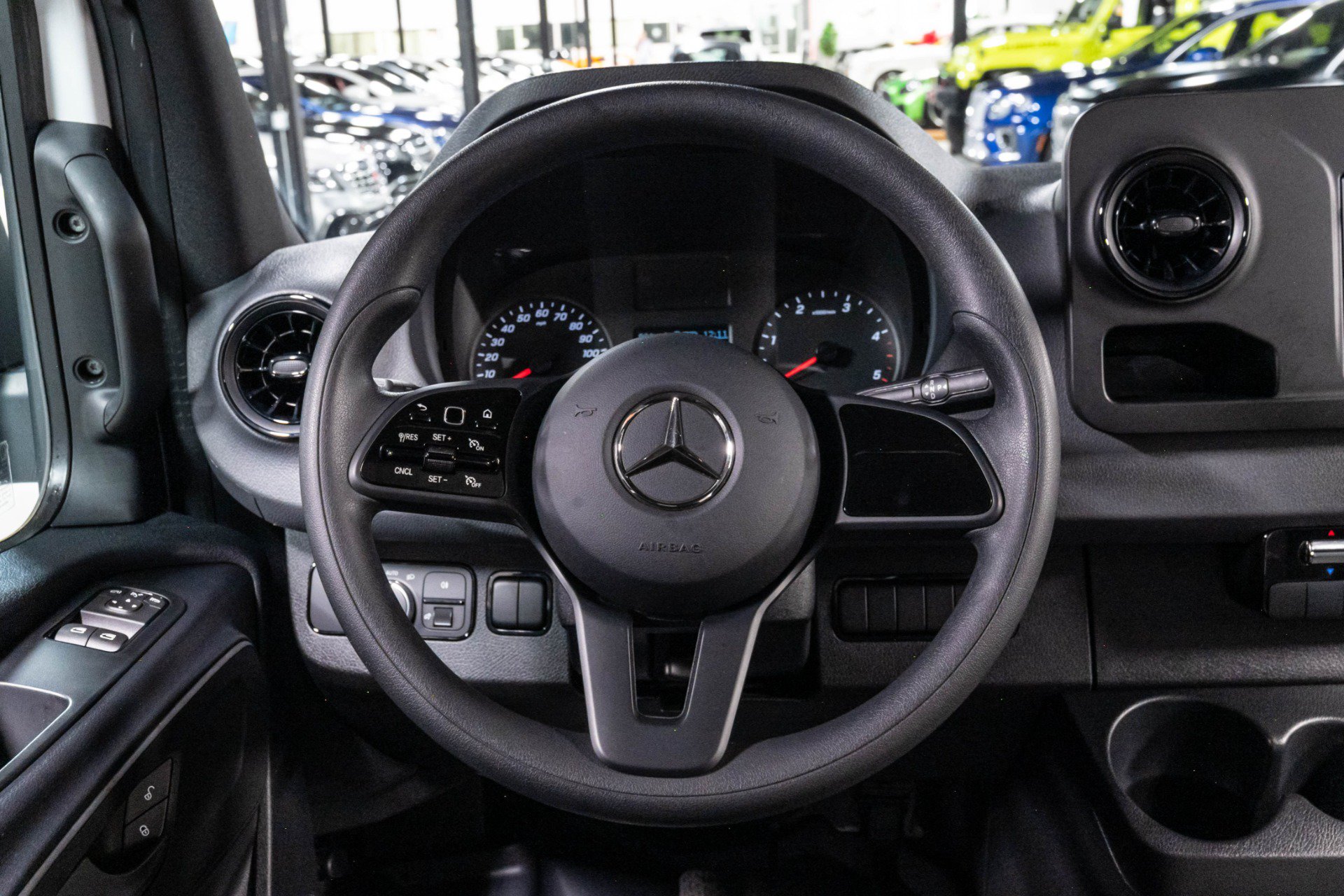 Used 2021 Mercedes-Benz Sprinter 2500 w/ Driver Convenience Package image 12