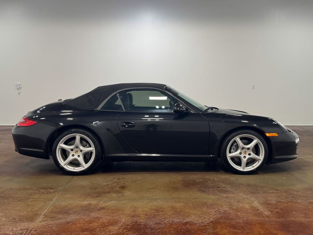 Used 2009 Porsche 911 Carrera image 22