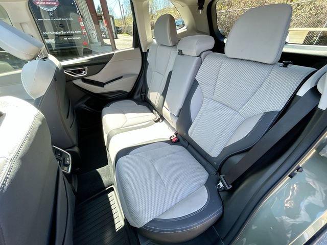 Used 2021 Subaru Forester Premium image 24